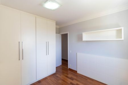 Apartamento para alugar com 135m², 3 quartos e 2 vagas Apartamento para alugar com 135m², 3 quartos e 2 vagasSuíte 02