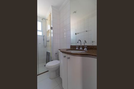Apartamento para alugar com 135m², 3 quartos e 2 vagas Apartamento para alugar com 135m², 3 quartos e 2 vagasBanheiro da Suíte 02
