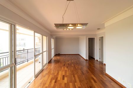 Apartamento para alugar com 135m², 3 quartos e 2 vagas Apartamento para alugar com 135m², 3 quartos e 2 vagasSala