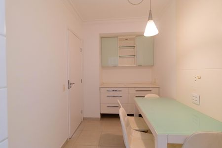 Apartamento para alugar com 135m², 3 quartos e 2 vagas Apartamento para alugar com 135m², 3 quartos e 2 vagasCopa