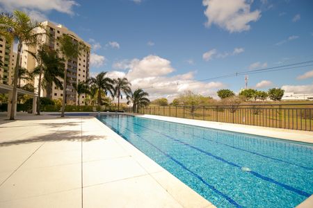 Apartamento para alugar com 135m², 3 quartos e 2 vagas Apartamento para alugar com 135m², 3 quartos e 2 vagasÁrea comum - Piscina