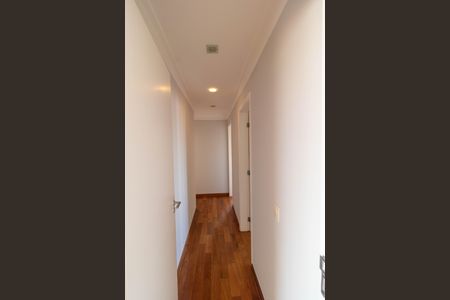 Apartamento para alugar com 135m², 3 quartos e 2 vagas Apartamento para alugar com 135m², 3 quartos e 2 vagasCorredor