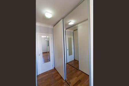 Apartamento para alugar com 135m², 3 quartos e 2 vagas Apartamento para alugar com 135m², 3 quartos e 2 vagasSuíte 01