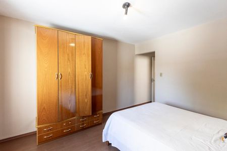 Casa à venda com 250m², 3 quartos e 2 vagasQuarto 1 - Suite