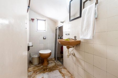 Casa à venda com 250m², 3 quartos e 2 vagasLavabo