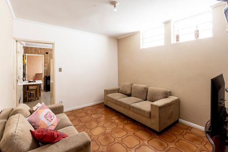 Casa à venda com 250m², 3 quartos e 2 vagasSala