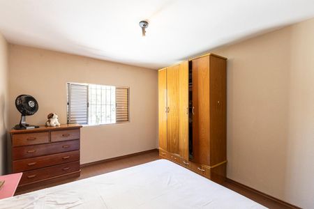 Casa à venda com 250m², 3 quartos e 2 vagasQuarto 1