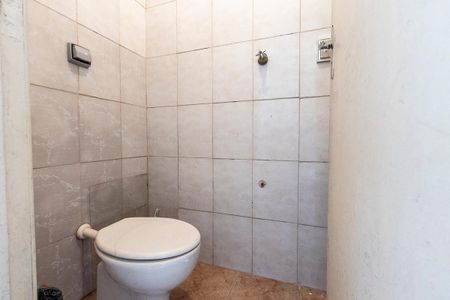 Casa à venda com 250m², 3 quartos e 2 vagasBanheiro de Serviço