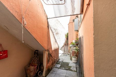 Casa à venda com 250m², 3 quartos e 2 vagasQuintal