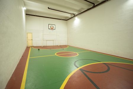 Apartamento à venda com 76m², 2 quartos e 2 vagasÁREA COMUM- QUADRA ESPORTIVA