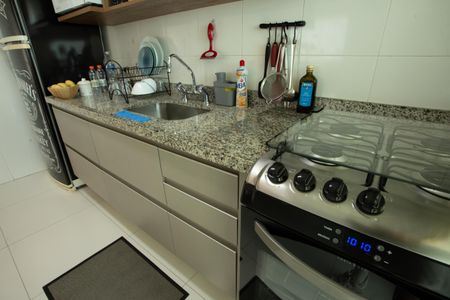 Apartamento à venda com 76m², 2 quartos e 2 vagasCOZINHA