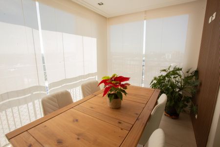 Apartamento à venda com 76m², 2 quartos e 2 vagasÁrea Gourmet