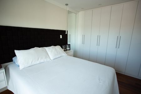 Apartamento à venda com 76m², 2 quartos e 2 vagasQUARTO 1