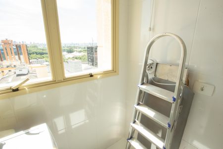 Apartamento à venda com 76m², 2 quartos e 2 vagasÁREA DE SERVIÇO