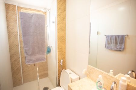 Apartamento à venda com 76m², 2 quartos e 2 vagasBANHEIRO QUARTO 1