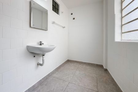Apartamento para alugar com 65m², 1 quarto e sem vagaBanheiro