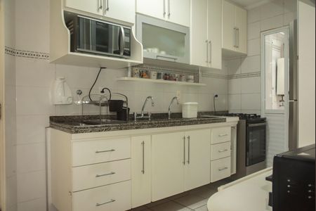 Apartamento à venda com 97m², 3 quartos e 2 vagasCozinha