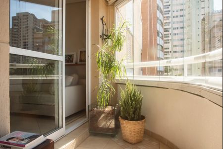 Apartamento à venda com 97m², 3 quartos e 2 vagasVaranda da Sala