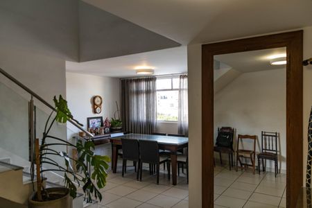 Apartamento à venda com 174m², 3 quartos e 3 vagasSala