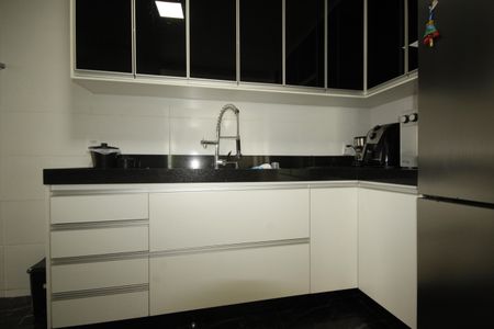 Casa à venda com 200m², 3 quartos e 2 vagasCozinha