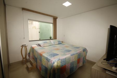 Casa à venda com 200m², 3 quartos e 2 vagasQuarto 3