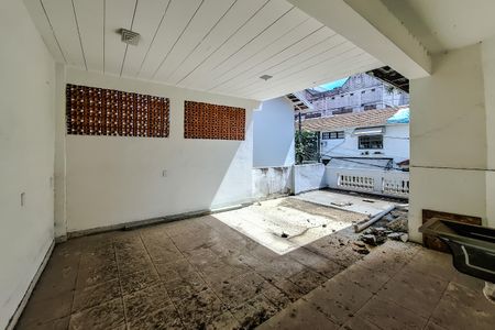 Apartamento à venda com 135m², 4 quartos e sem vagaÁrea comum