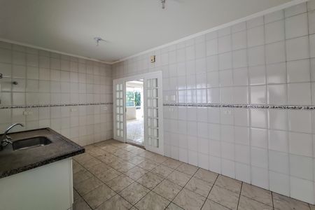 Apartamento à venda com 135m², 4 quartos e sem vagaCozinha