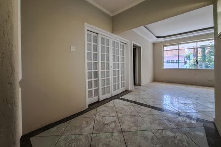 Apartamento à venda com 135m², 4 quartos e sem vagaSala
