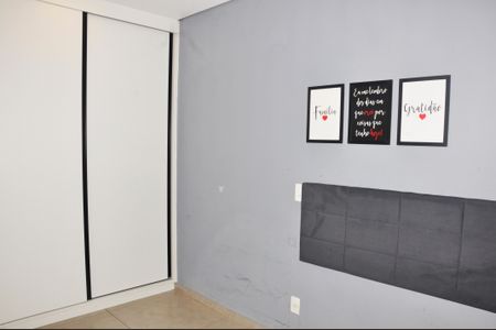 Apartamento à venda com 70m², 2 quartos e 1 vagaQuarto 01