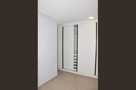 Apartamento à venda com 70m², 2 quartos e 1 vagaQuarto 01