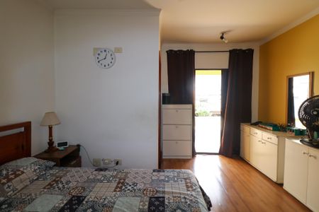 Casa à venda com 300m², 4 quartos e 4 vagasSuíte 1