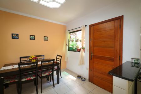 Casa à venda com 300m², 4 quartos e 4 vagasCozinha