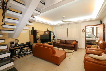 Casa à venda com 300m², 4 quartos e 4 vagasSala