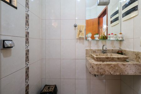 Casa à venda com 300m², 4 quartos e 4 vagasLavabo