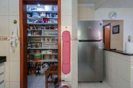 Casa à venda com 300m², 4 quartos e 4 vagasCozinha