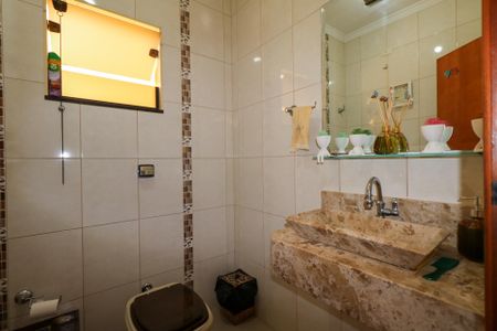 Casa à venda com 300m², 4 quartos e 4 vagasLavabo