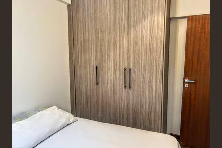 Apartamento à venda com 136m², 4 quartos e 3 vagasquarto 3