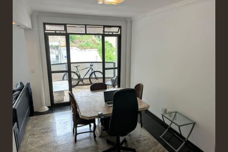 Apartamento à venda com 136m², 4 quartos e 3 vagasSala