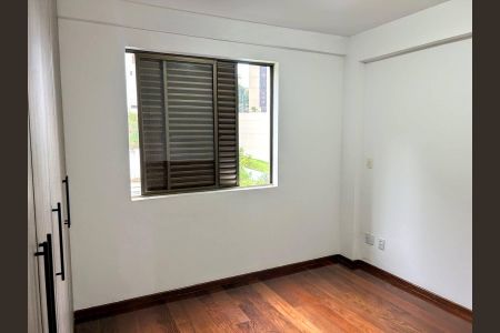 Apartamento à venda com 136m², 4 quartos e 3 vagasquarto 1
