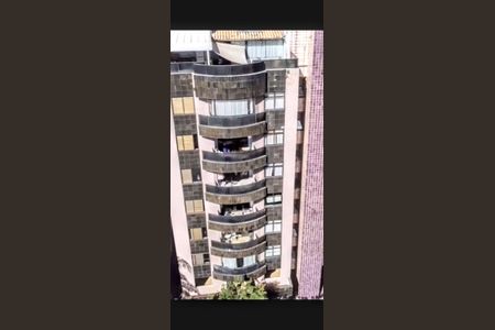 Apartamento à venda com 136m², 4 quartos e 3 vagasfachada