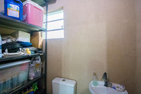 Apartamento à venda com 63m², 2 quartos e 1 vagaLavabo do espaço gourmet