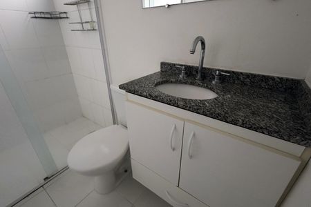 Apartamento à venda com 75m², 2 quartos e 2 vagas Apartamento à venda com 75m², 2 quartos e 2 vagasBanheiro Suíte