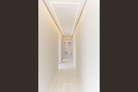 Apartamento para alugar com 44m², 2 quartos e sem vaga Apartamento para alugar com 44m², 2 quartos e sem vagaCorredor