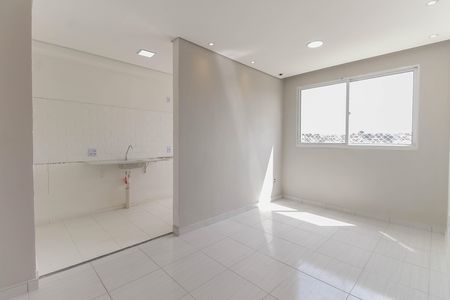 Apartamento para alugar com 44m², 2 quartos e sem vaga Apartamento para alugar com 44m², 2 quartos e sem vagaSala