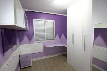 Quarto 1 de apartamento para alugar com 2 quartos, 50m² em Vila Taquari, São Paulo