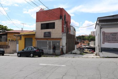 Casa para alugar com 63m², 2 quartos e sem vagaFachada