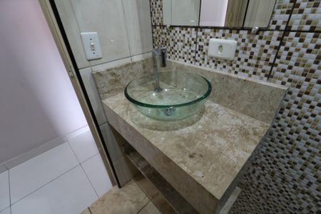 Casa para alugar com 63m², 2 quartos e sem vagaBanheiro