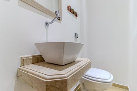 Apartamento para alugar com 155m², 3 quartos e 1 vagaLavabo