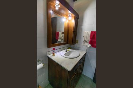 Casa de condomínio à venda com 456m², 6 quartos e 5 vagas Casa de condomínio à venda com 456m², 6 quartos e 5 vagasCasa 2 Banheiro da Suíte 2