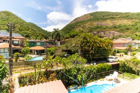 Casa de condomínio à venda com 456m², 6 quartos e 5 vagas Casa de condomínio à venda com 456m², 6 quartos e 5 vagasCasa 2 Vista da Suíte 2